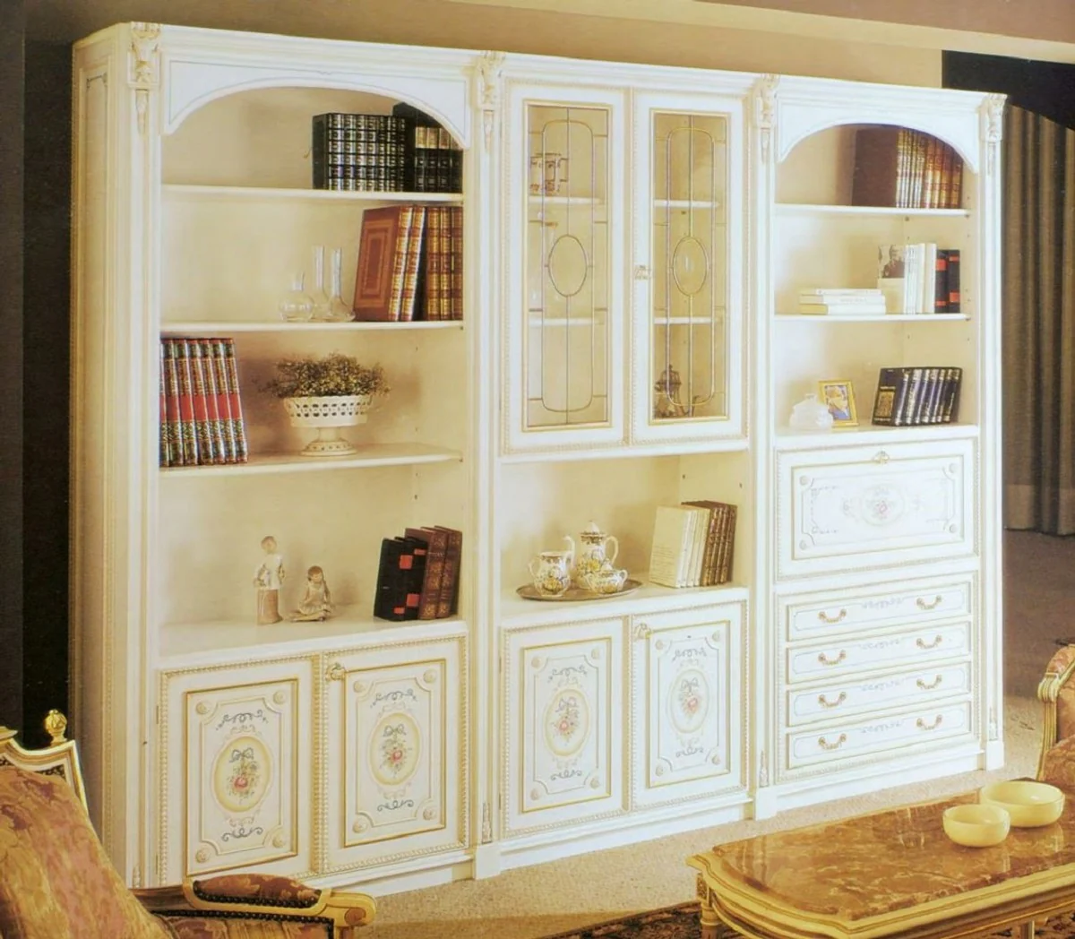 Casa Padrino gabinete barroco de lujo blanco / multicolor / oro - Gabinete de sal¨®n barroco hecho a mano - Muebles de sal¨®n barrocos - Calidad de Lujo - Hecho en Italia