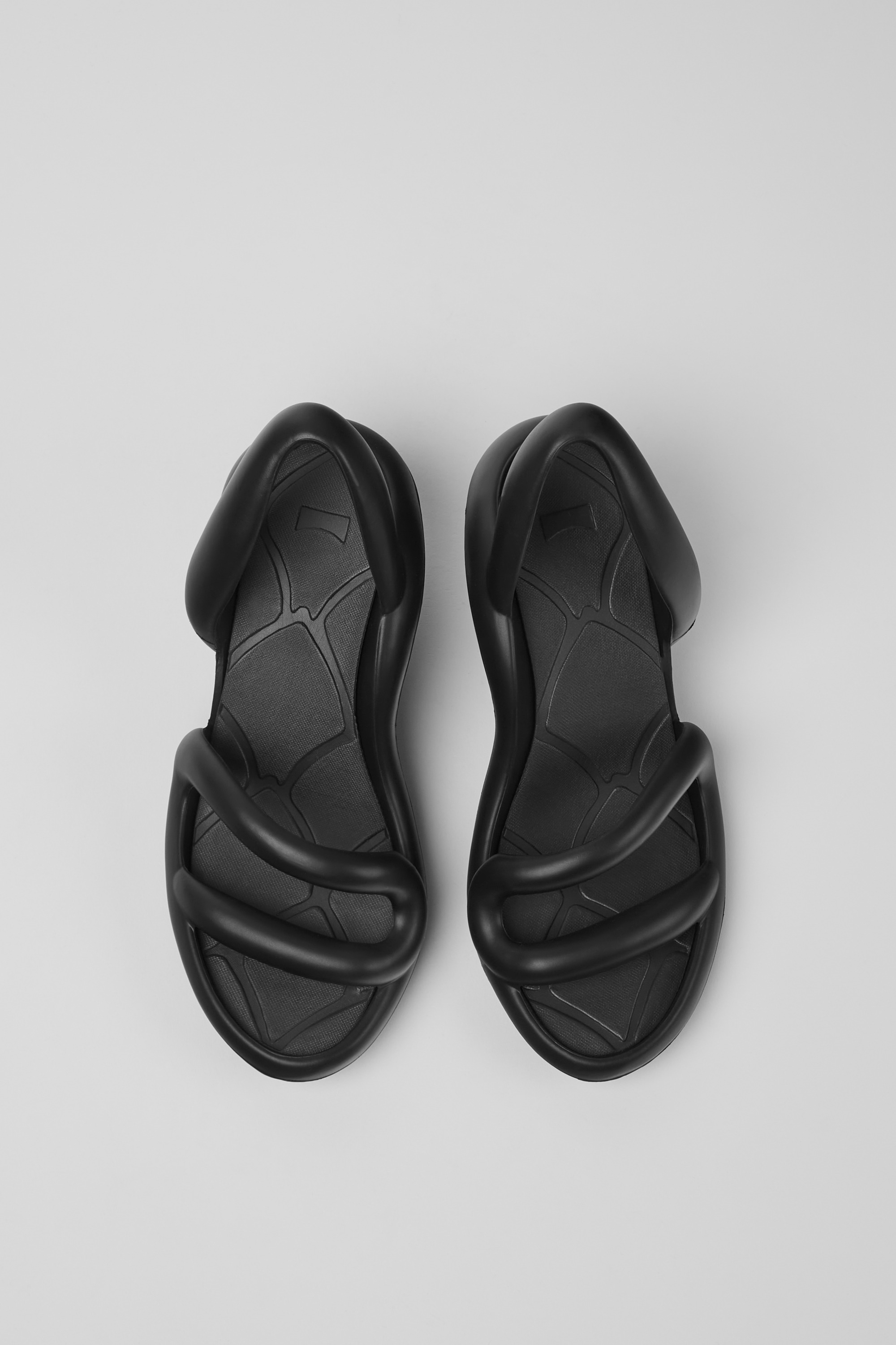Kobarah - Black unisex sandals