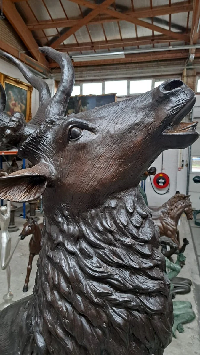 Casa Padrino escultura decorativa de bronce de lujo ciervo A. 248 cm - Enorme escultura de bronce - Figura animal tama?o natural - Figura de ciervo XXL - Escultura de jard¨ªn XXL