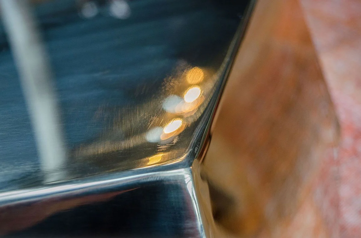 Casa Padrino mesa auxiliar de dise?o dorada 65 x 50 x H. 60 cm - colecci¨®n de dise?o