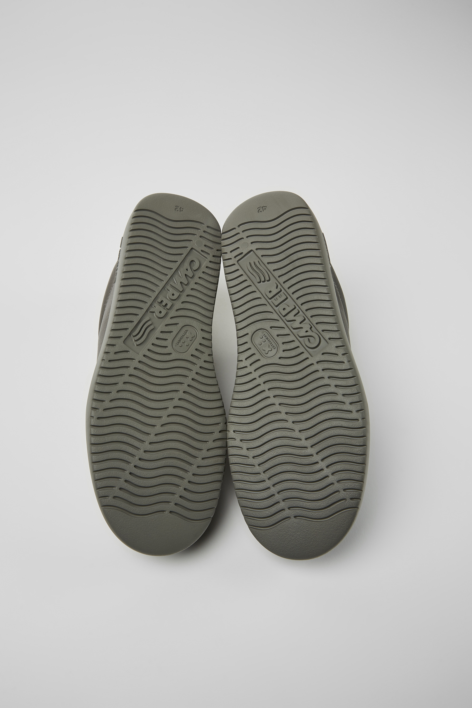 Runner K21 - Gray leather sneakers for men