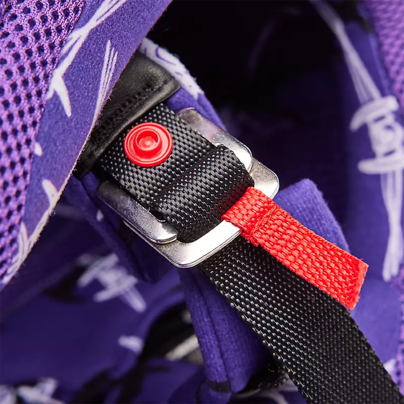 V1 Barbed Wire Special Edition Helmet