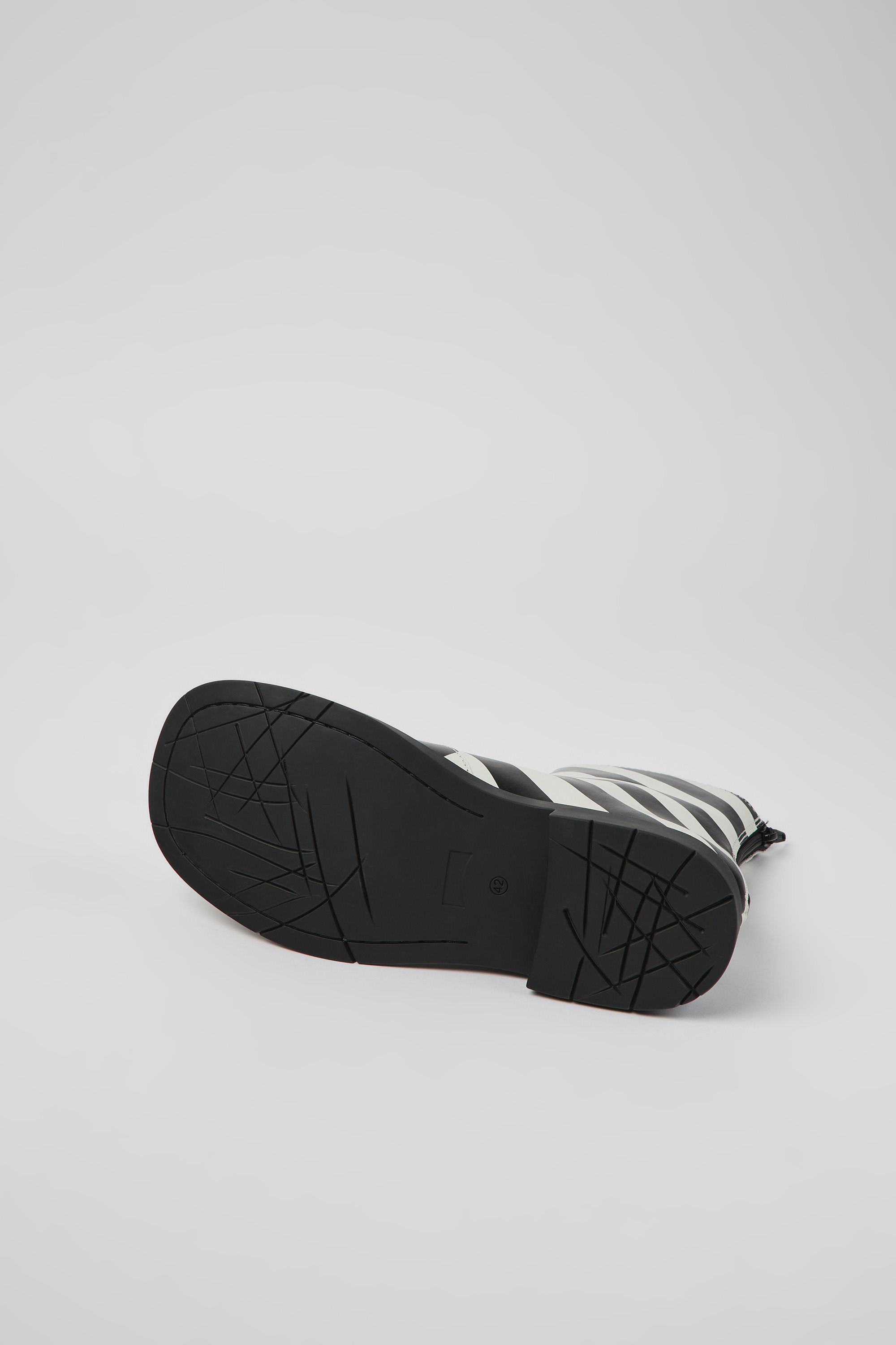 MIL 1978 - Black and white leather ankle boots for men