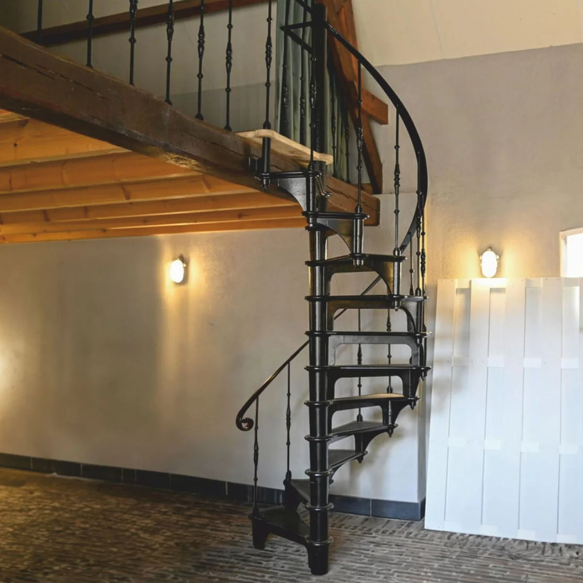 Casa Padrino escalera de caracol r¨²stica de hierro fundido con barandilla lado izquierdo negro Al. 300 cm