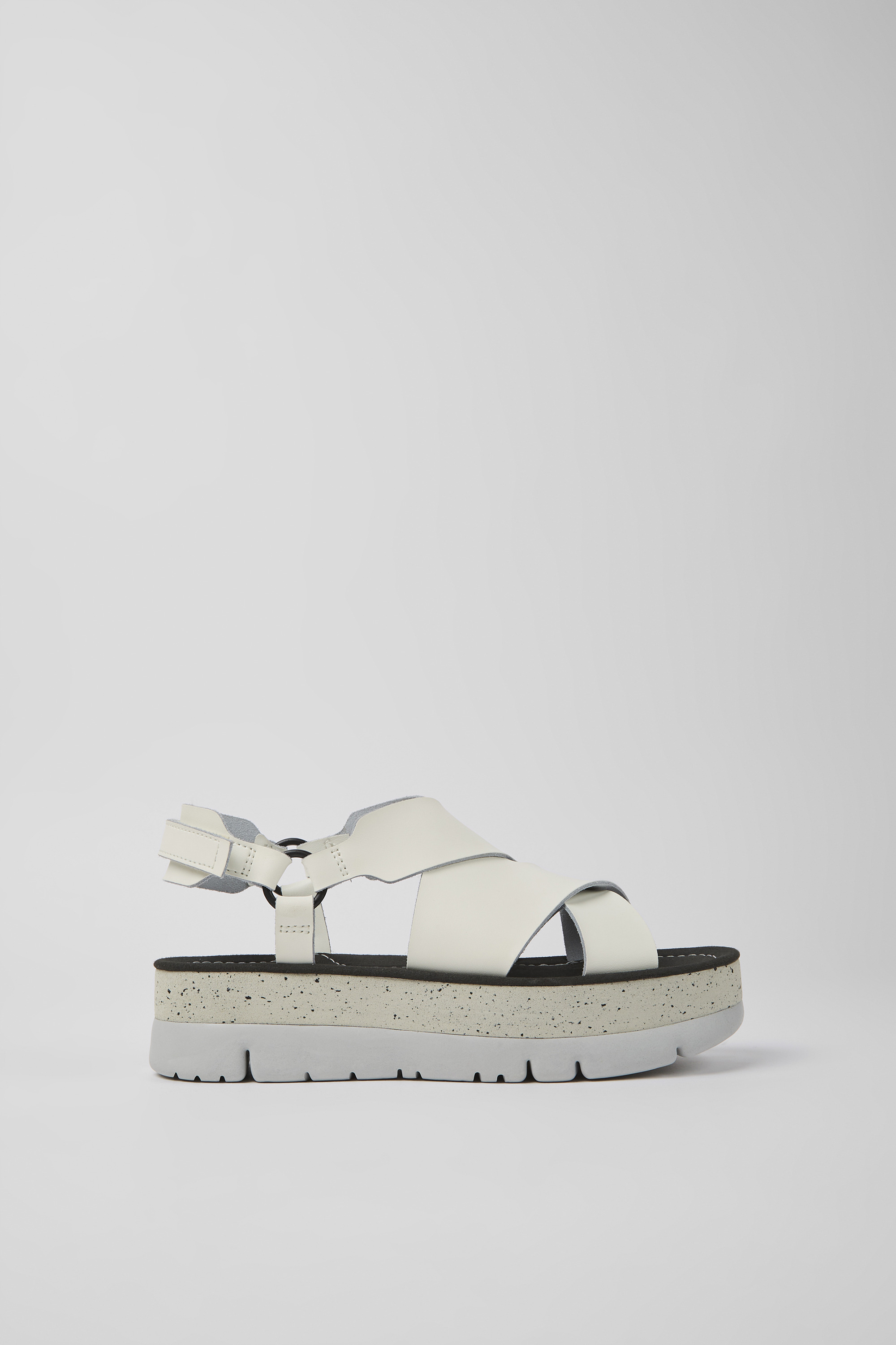 Oruga Up - White leather sandals for women