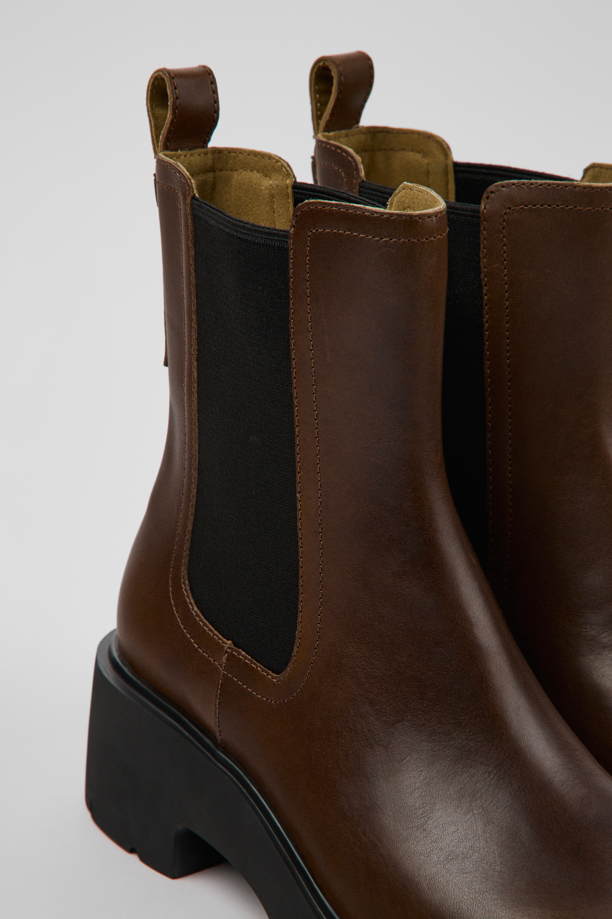 Milah - Brown leather Chelsea boots for women