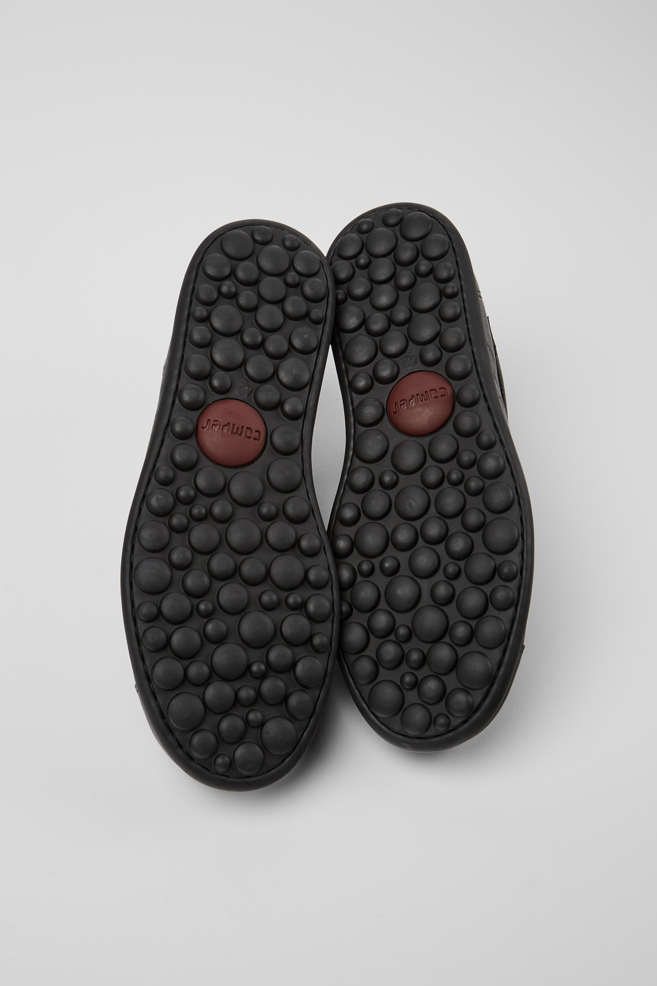 Pelotas - Iconic black shoe for men