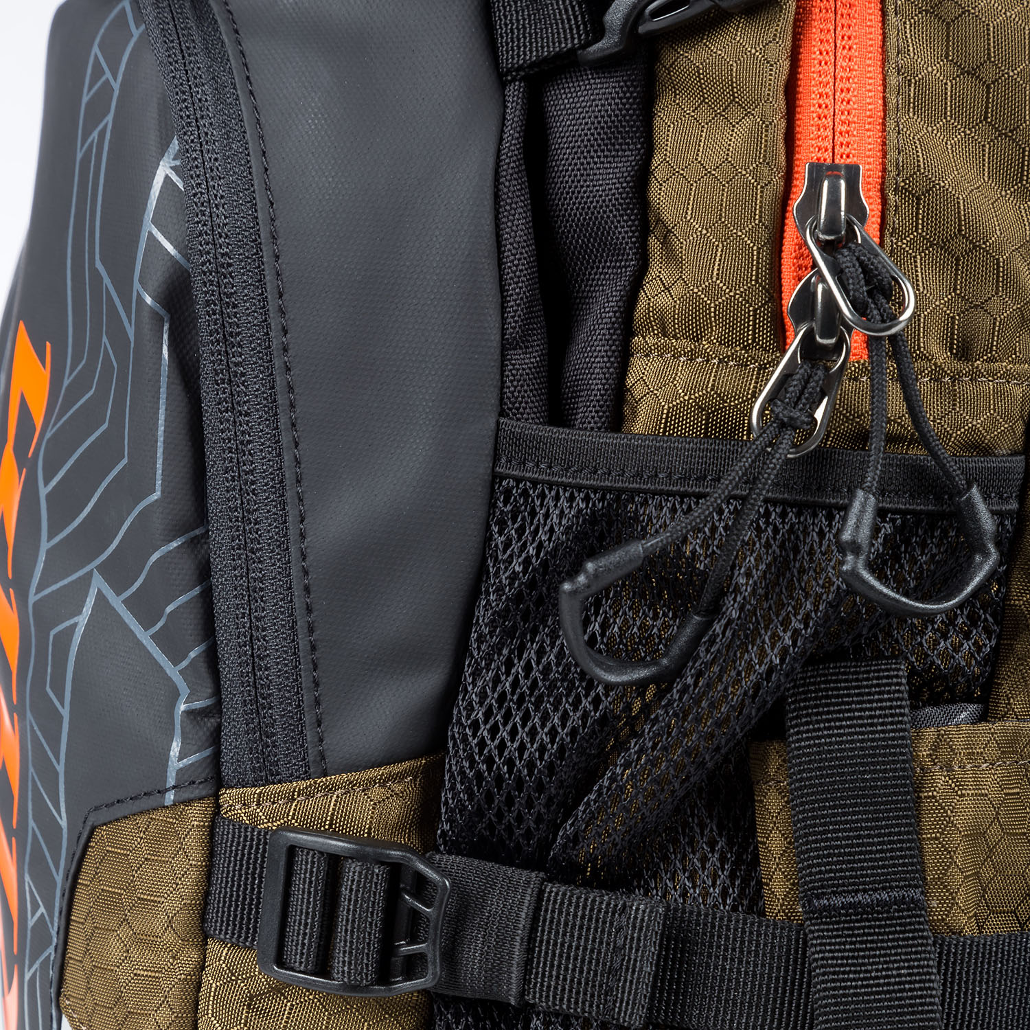 Nac Pak With Shape-Shift™ 3L Hydrapak