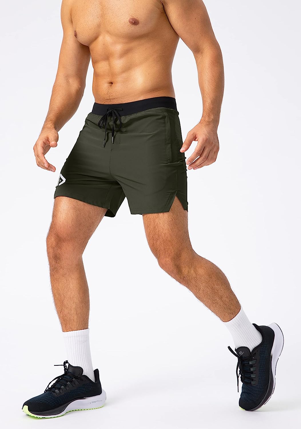 Men's Workout Running Shorts 5 Inch Lightweight Quick Dry Soccer Gym Athletic Shorts for Men with 3 Pockets