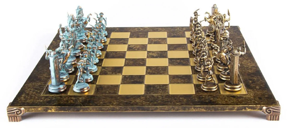 Casa Padrino conjunto de ajedrez de lujo marrón / latón 54 x 54 cm - Conjunto de ajedrez griego - Tablero de ajedrez de latón con piezas de ajedrez - Accesorios decorativos de lujo