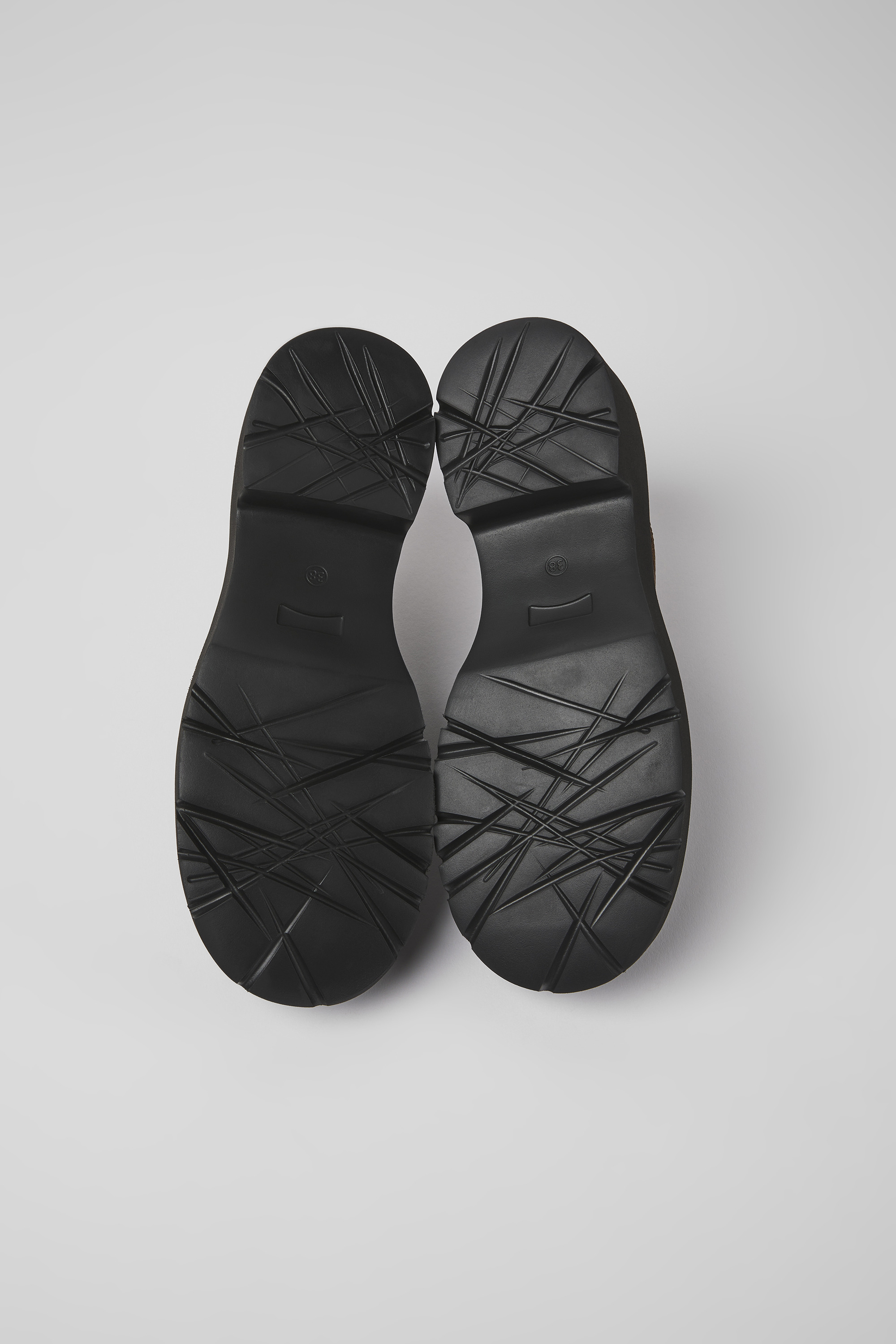 Milah - Black leather shoes for women