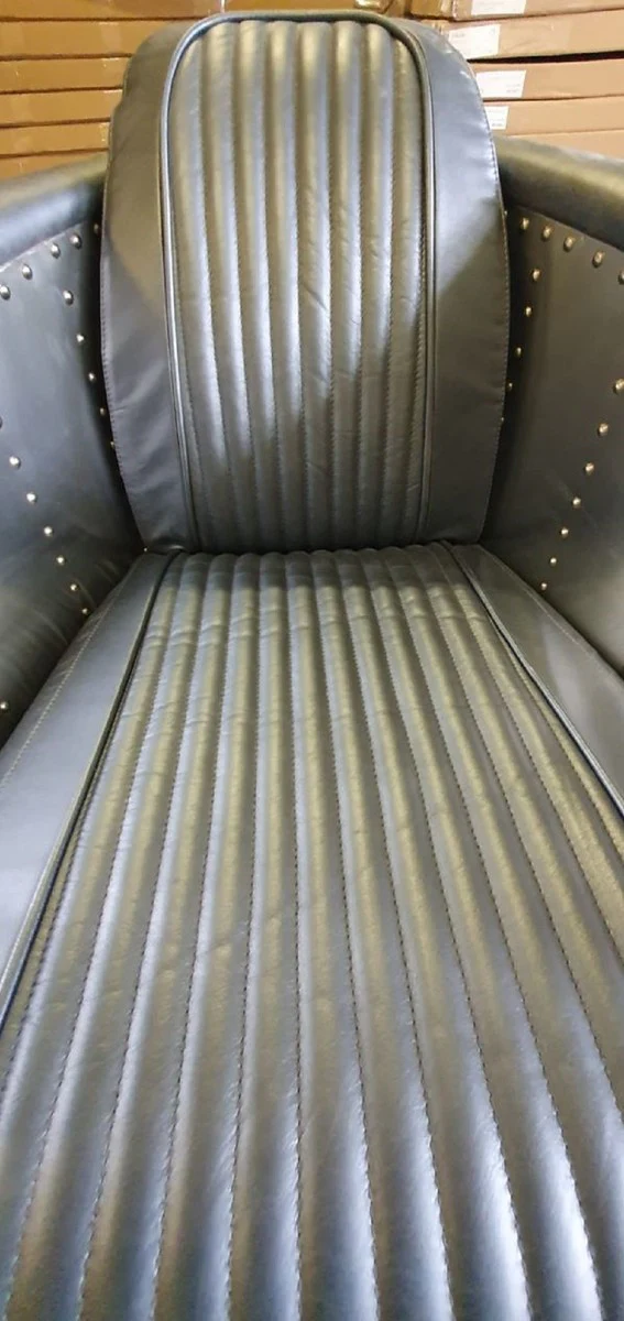 Casa Padrino sill¨®n de cuero Art Deco de lujo gris / plata 69 x 70 x A. 82 cm - Sill¨®n de sal¨®n de aluminio con cuero genuino - Muebles de cuero genuino de aviador de avi¨®n - Muebles de lujo