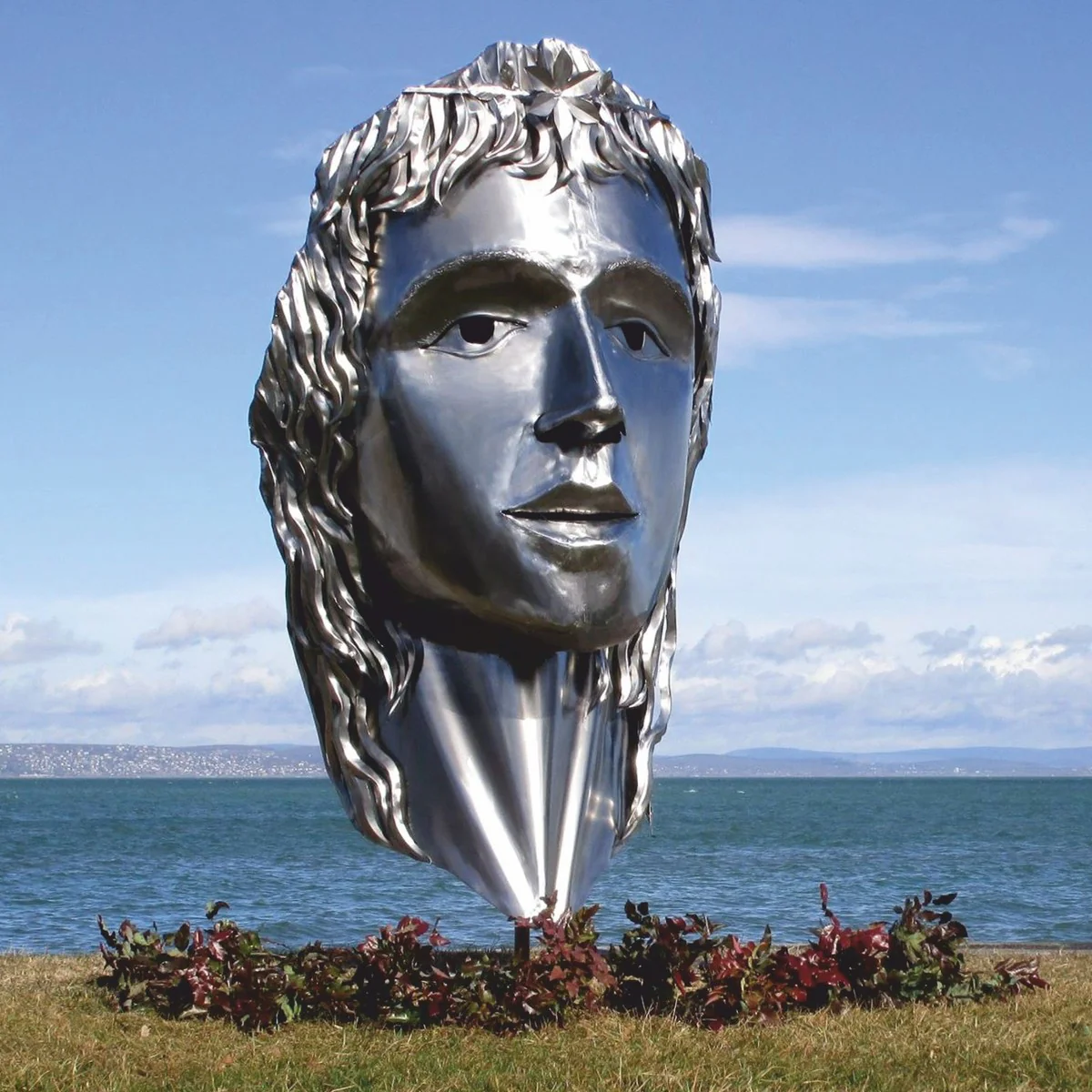 Casa Padrino escultura decorativa de jard¨ªn de acero inoxidable XXL cabeza de mujer plata A. 215 cm