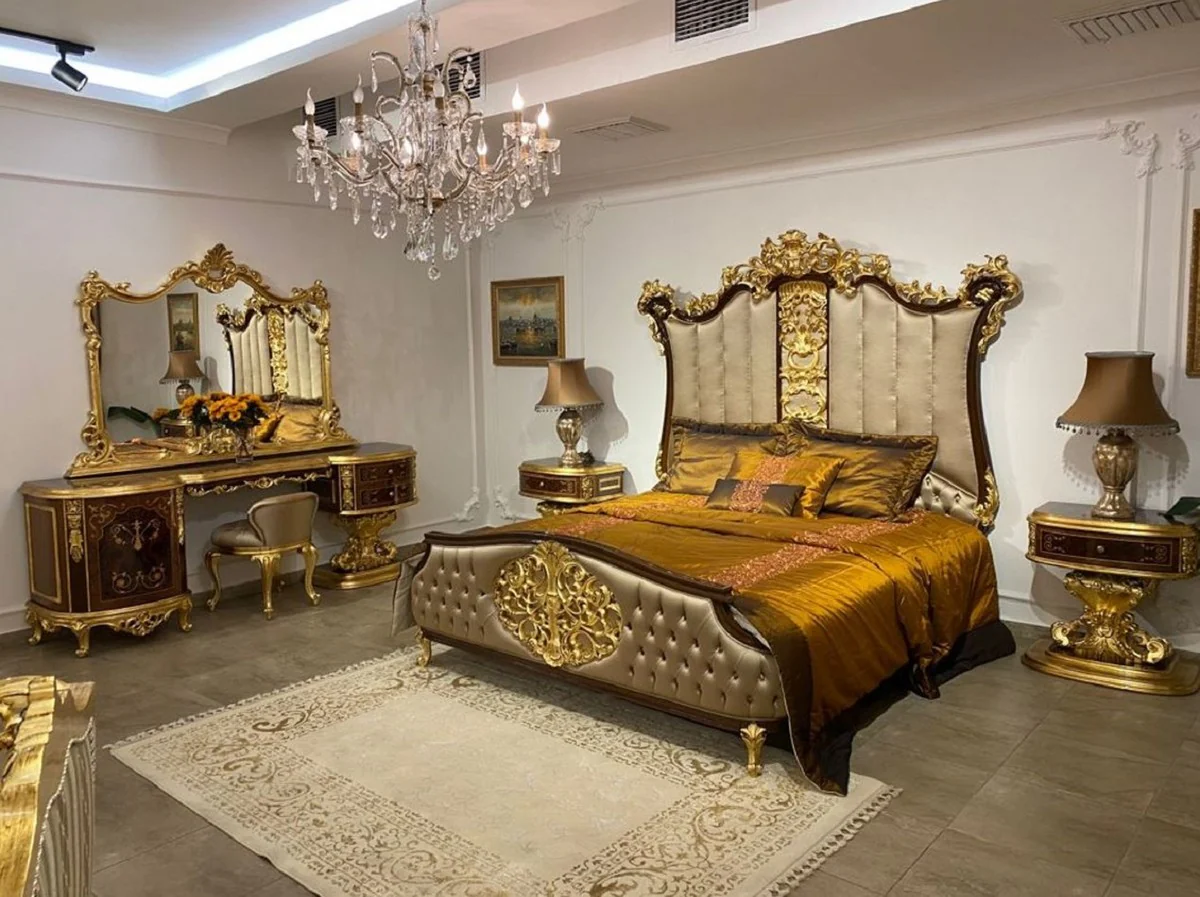 Casa Padrino conjunto de dormitorio barroco de lujo plata / marrón oscuro / oro - 1 Cama Doble con Cabecera y 2 Mesitas de Noche - Muebles de dormitorio de alta calidad en estilo barroco