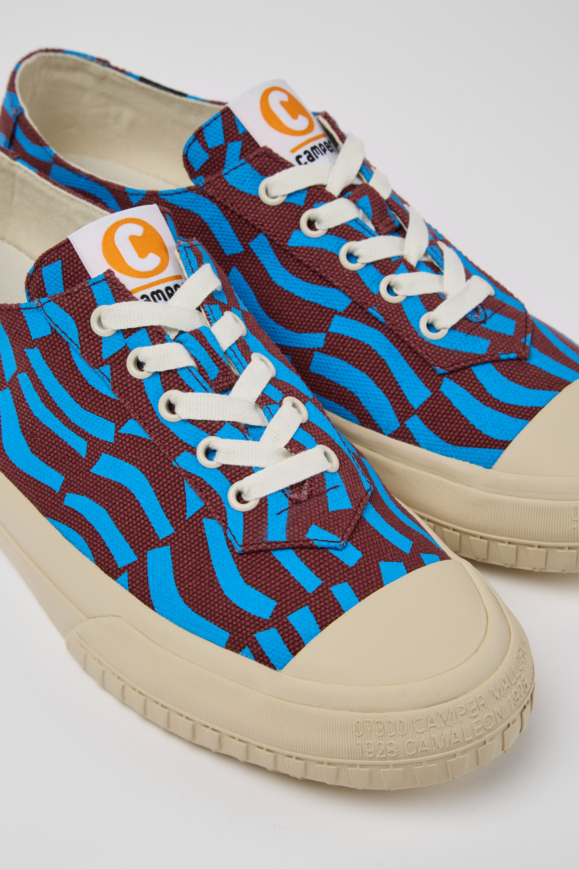 Camaleon - Blue and burgundy recycled cotton sneakers for men