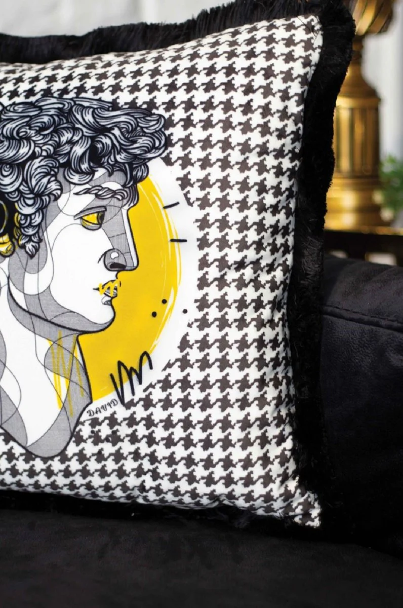 Casa Padrino cojín decorativa de lujo busto barroco blanco / gris / amarillo / negro 45 x 45 cm - Almohada de terciopelo estampado con flecos - Accesorios decorativos de lujo