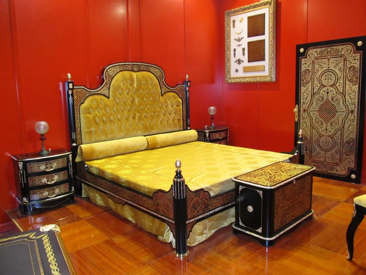 Luxus Barock Boulle Truhe Schwarz / Rot / Gold / Silber - Handgefertigte Massivholz Truhe im Barockstil - Barock Schlafzimmer Möbel - Erstklassische Luxus Qualität - Made in Italy