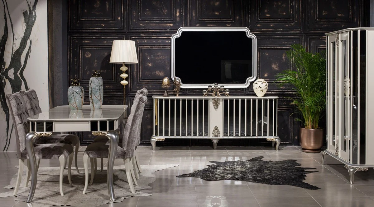 Luxus Barock Vitrine Weiß / Silber - Verspiegelter Massivholz Vitrinenschrank mit 2 Türen - Prunkvolle Barock Möbel