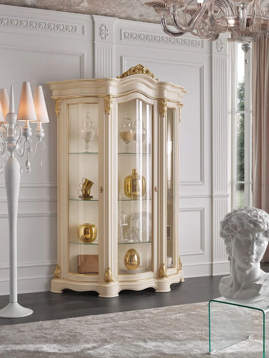 Luxus Barock Wohnzimmer Vitrine Creme / Gold 155 x 54 x H. 227 cm - Prunkvoller Barock Vitrinenschrank mit 3 Glastüren - Edle Barock Möbel