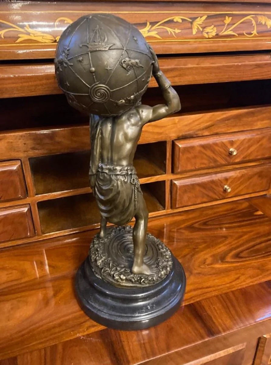 Jugendstil Bronze Skulptur Mann mit Kugel Bronze / Schwarz 14 x 14 x H. 33 cm - Bronzefigur - Dekofigur - Schreibtisch Deko - Deko Accessoires - Luxus Deko