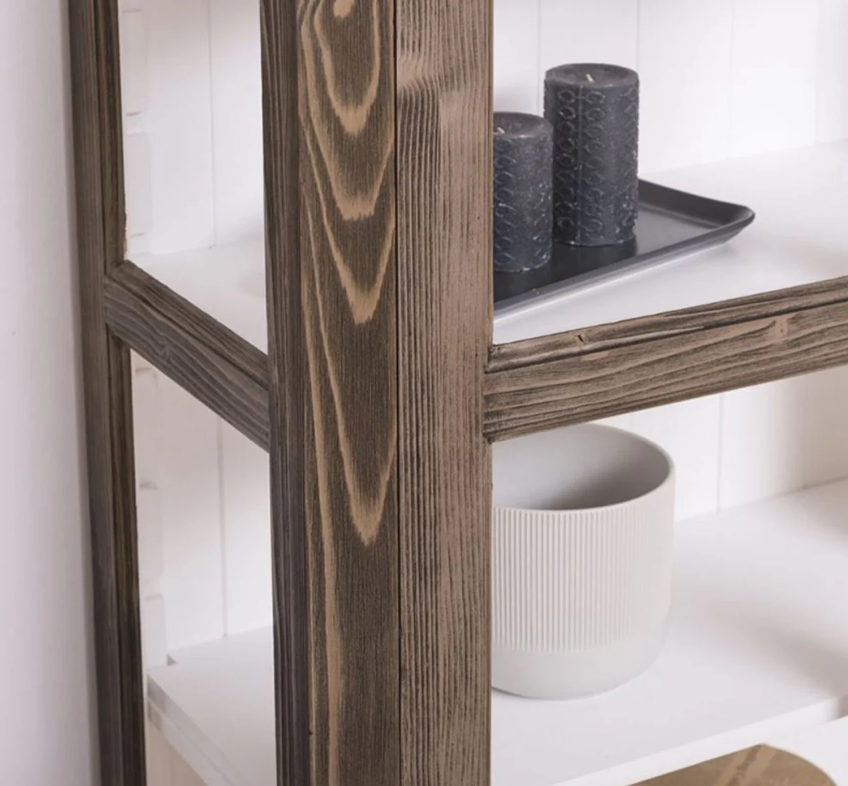 Landhausstil Vitrine Braun / Weiß 109 x 40 x H. 210 cm - Massivholz Schrank mit 2 Glastüren - Vitrinenschrank - Landhausstil Möbel