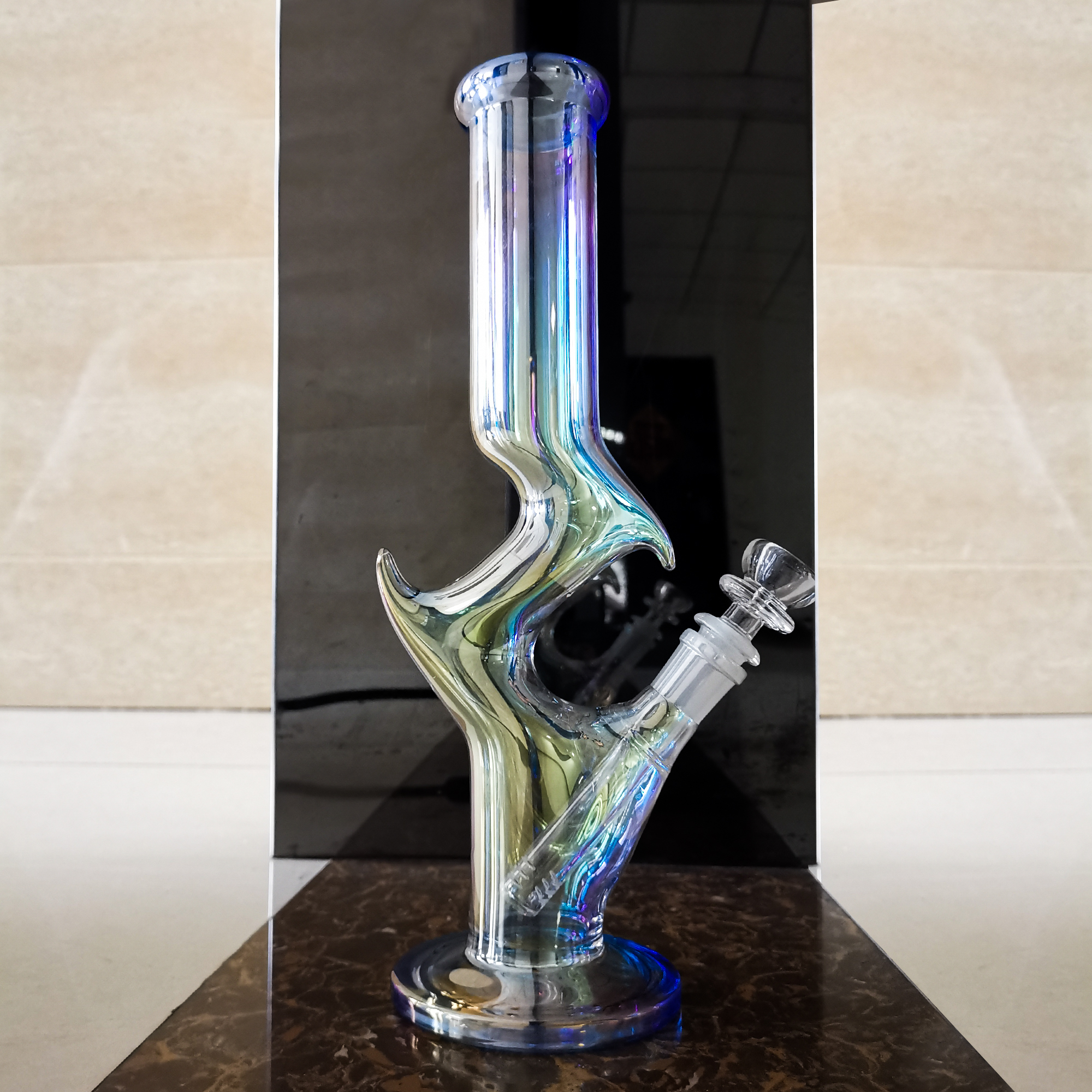 Handmade Glass Bong  Dolphin - RORA