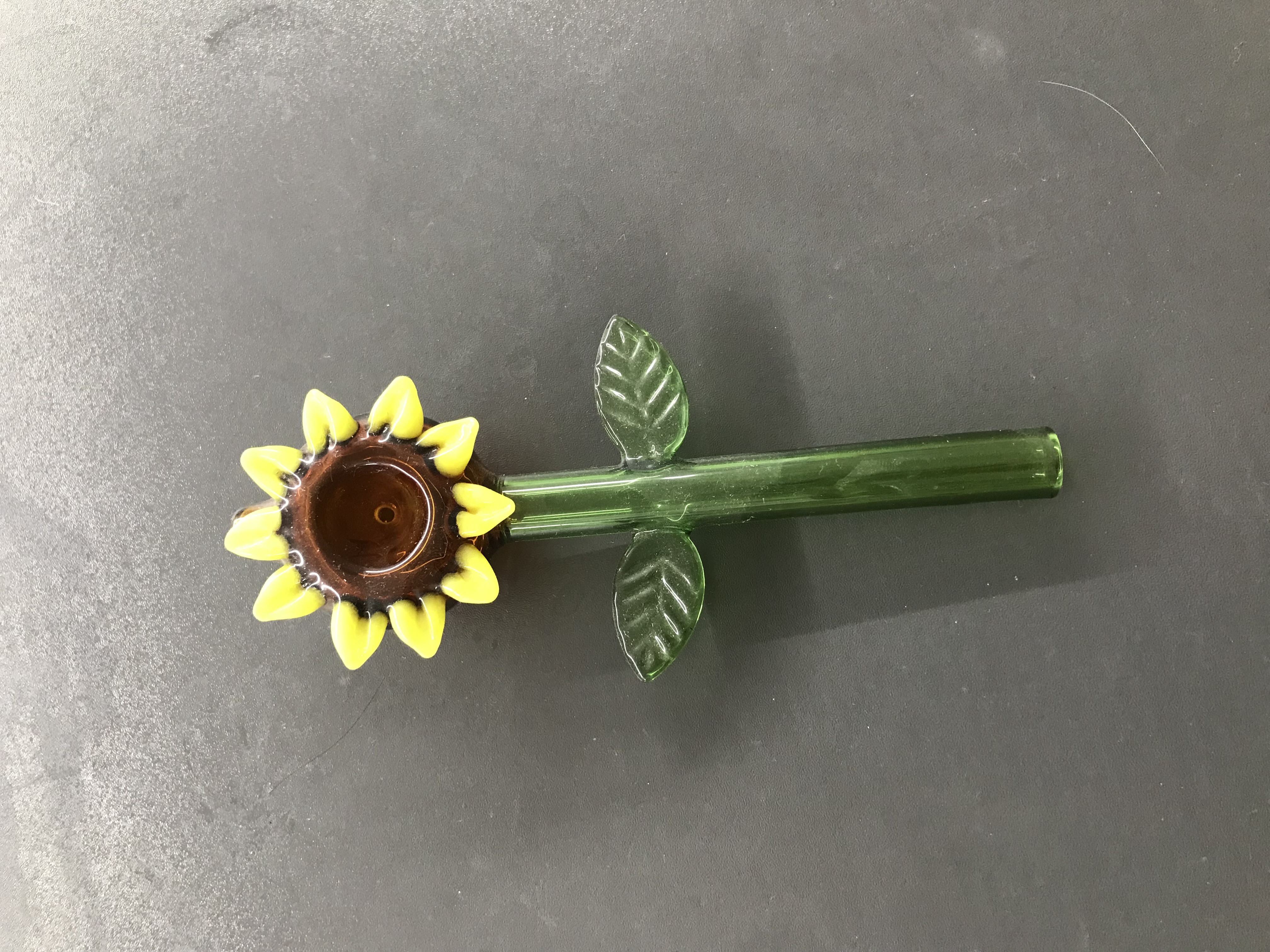 Sunflower Glass Pipe Sweet Puff Oil Burner Pipe Glass Bong