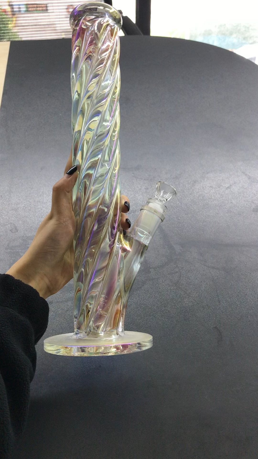 18″ Helical Glass Bong Spiral Water Pipe Smoking Bong Beaker - RORA