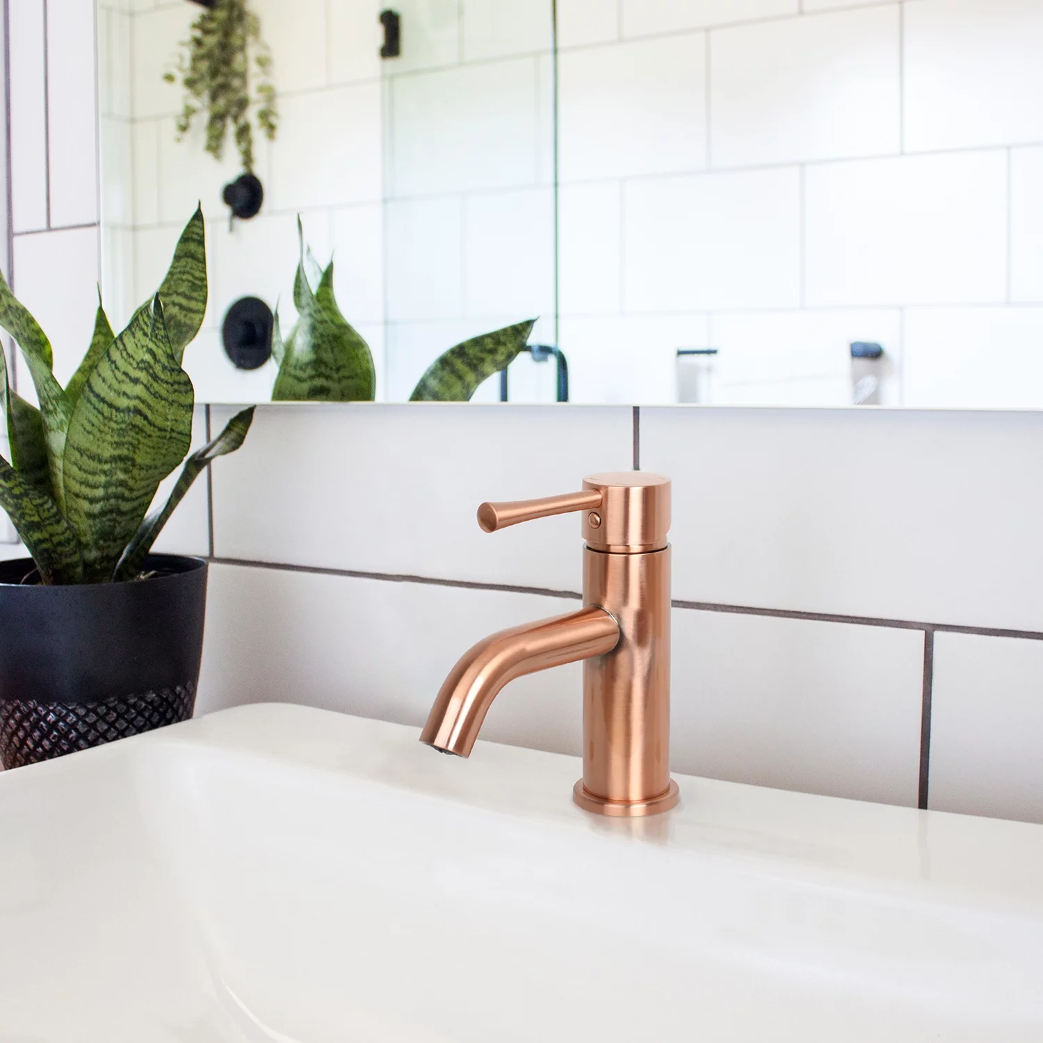 Akicon One-Handle Copper Bathroom Sink Faucet - 5 Years Warranty - 6.5