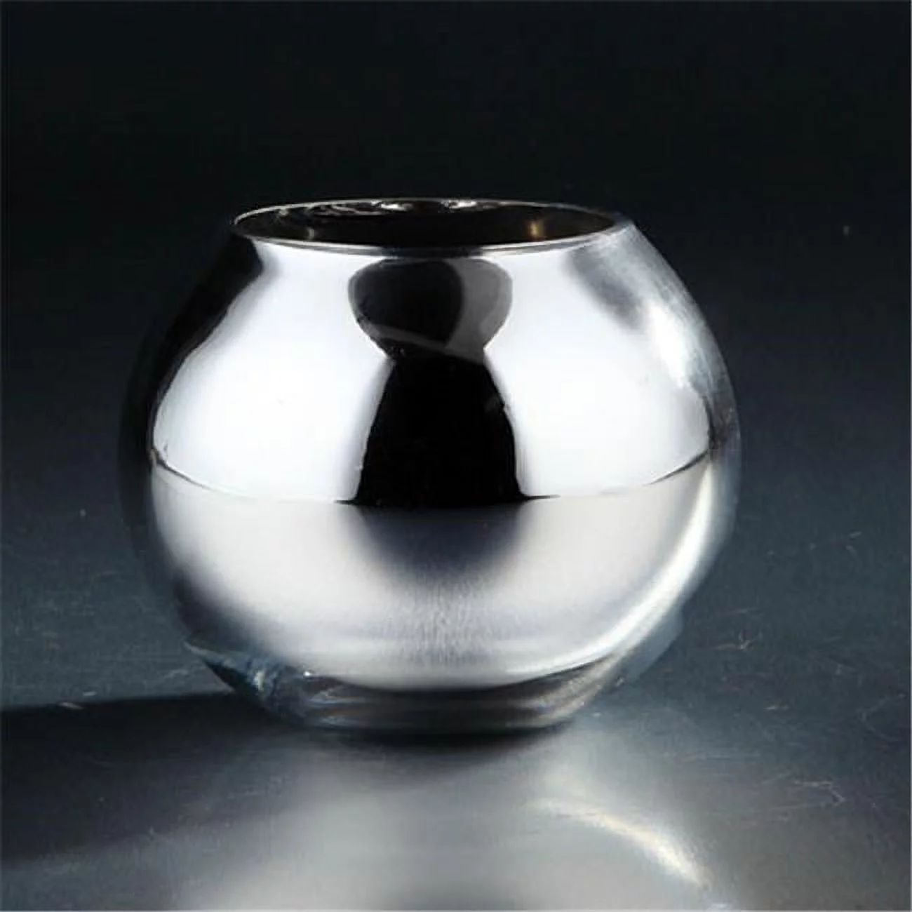 Diamond Star 57132 4.5 x 6 in. Glass Vase, Silver