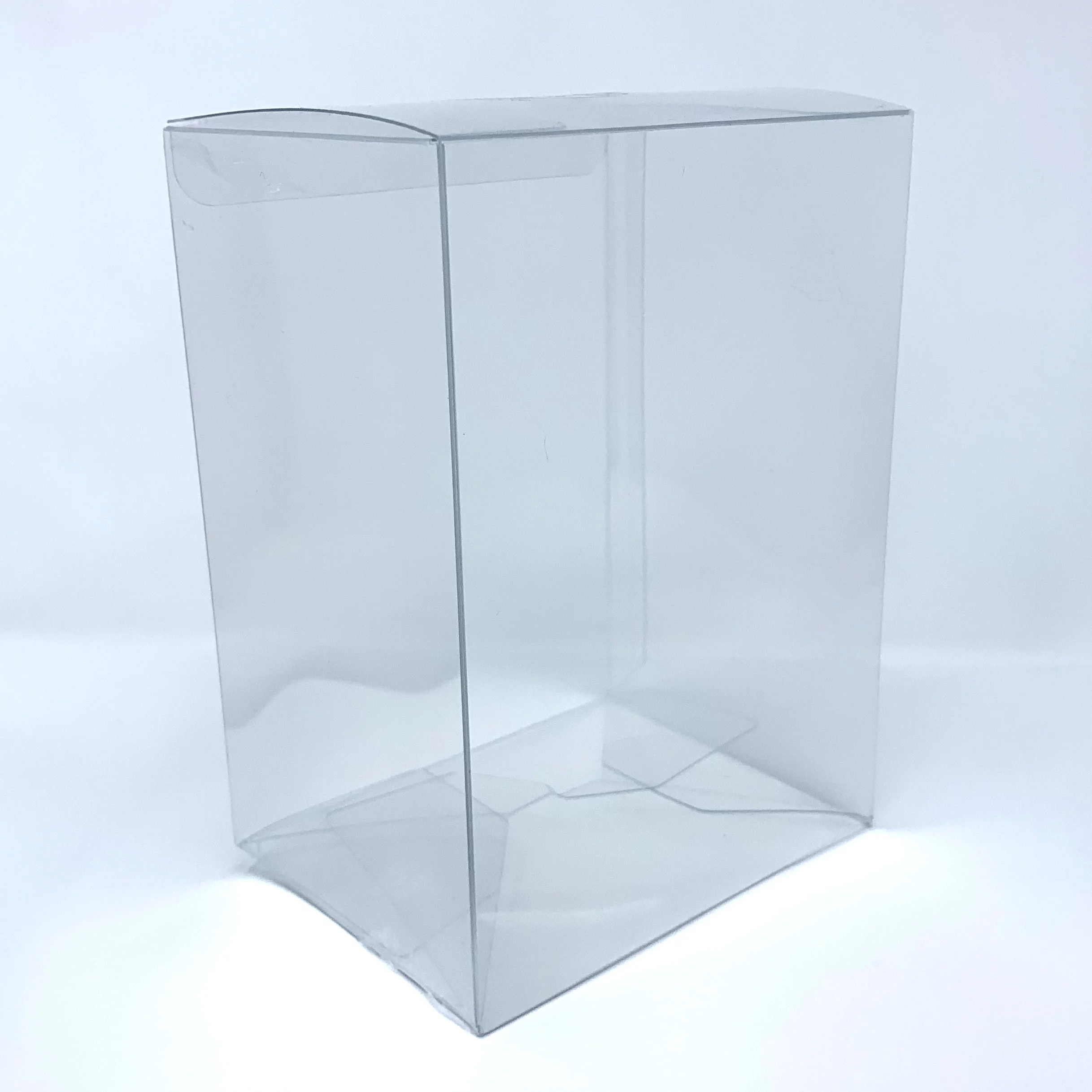 Queen Grimhilde (Evil Queen) Pop with Protector Bundle – Includes Funko Pop! Disney: Villains - Queen Grimhilde (Evil Queen) #1079 Pop with Blue Salamander Emporium Plastic Protector Case