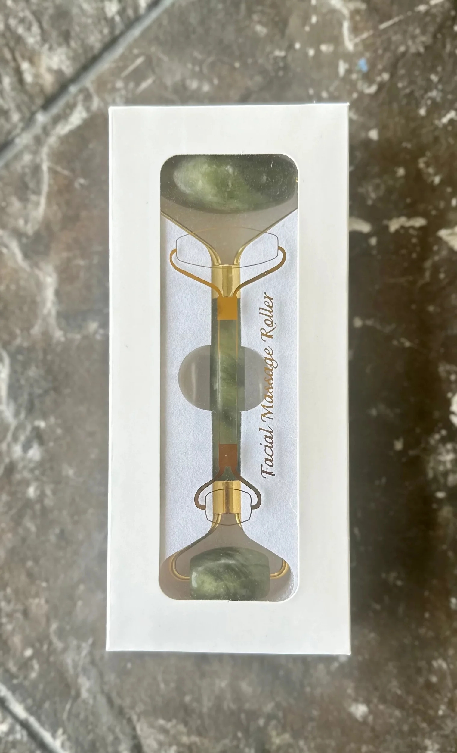 Jade Facial Roller. Skin Care Beauty tool. Facial and Neck Massager. For Women, Men, Everyone.