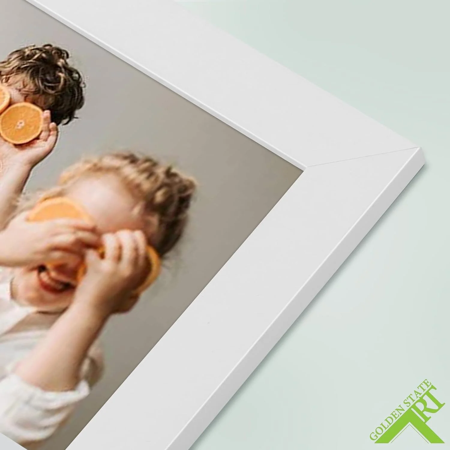 Golden State Art 5x7 Picture Frames Set of 8, Gallery Wall Frame Collage Tabletop Thin Frames with Plastic Glass, Horizontal or Vertical Displays (5x7, White, 8-Pack)