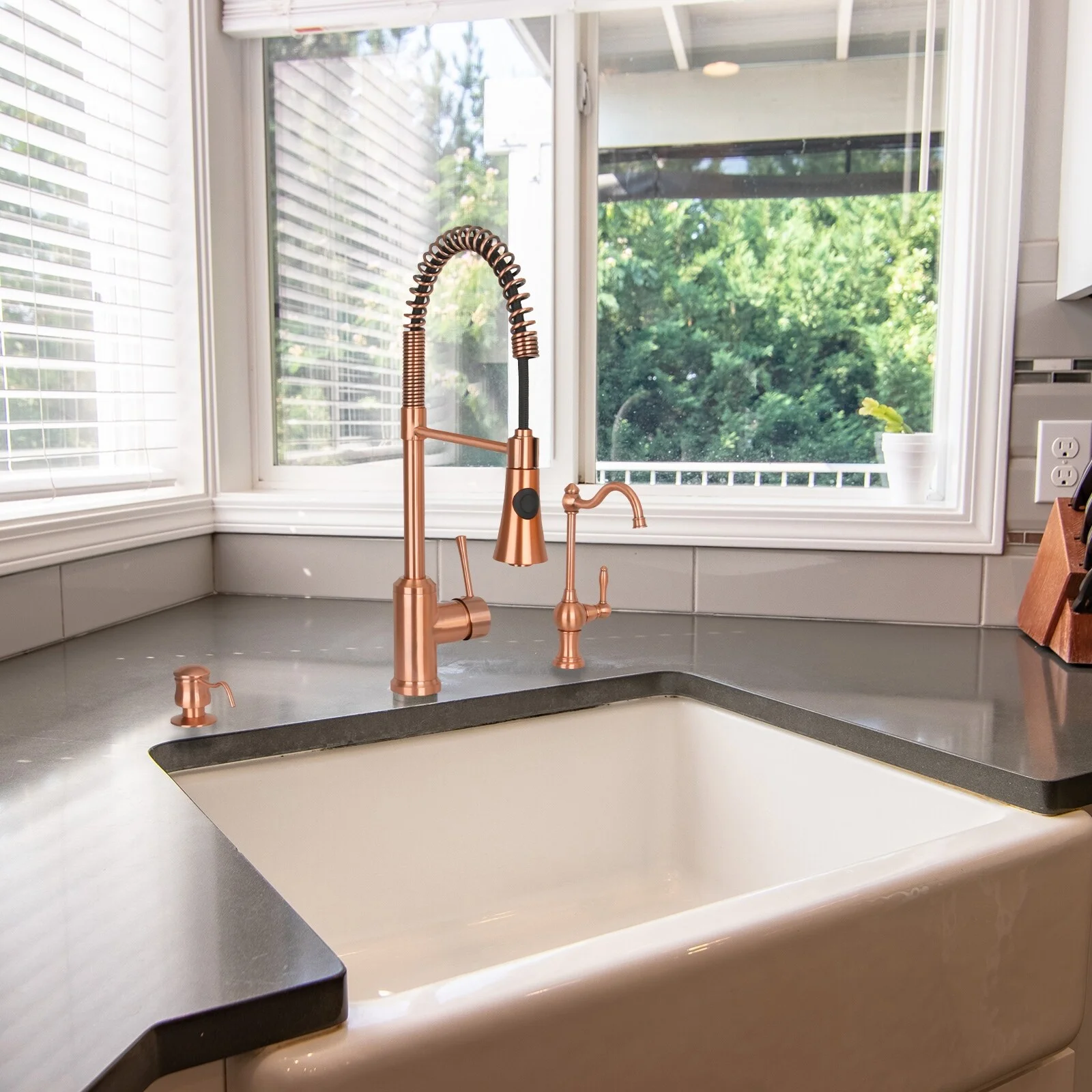 Copper Pre-Rinse Spring Kitchen Faucet, Single Level Solid Brass Kitchen Sink Faucets with Pull Down Sprayer - 8.9x20.9