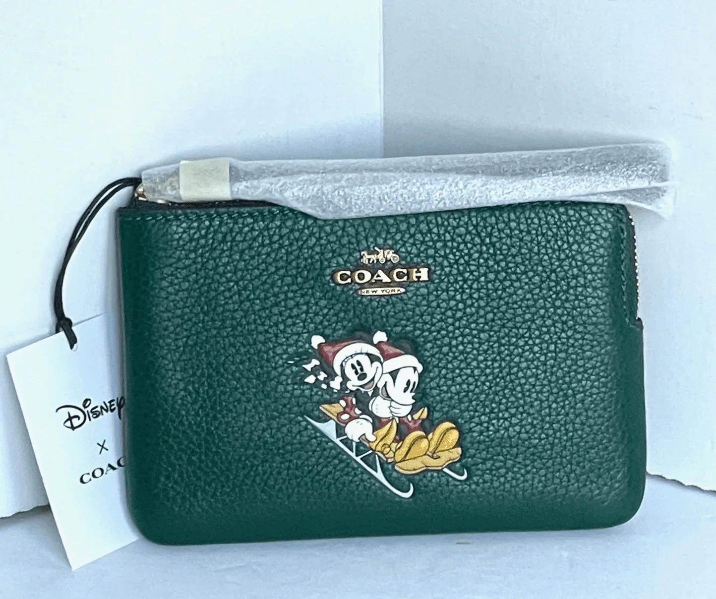 Coach x Disney Corner Zip Wristlet Green Leather Sled Minnie Mickey Holiday CN02