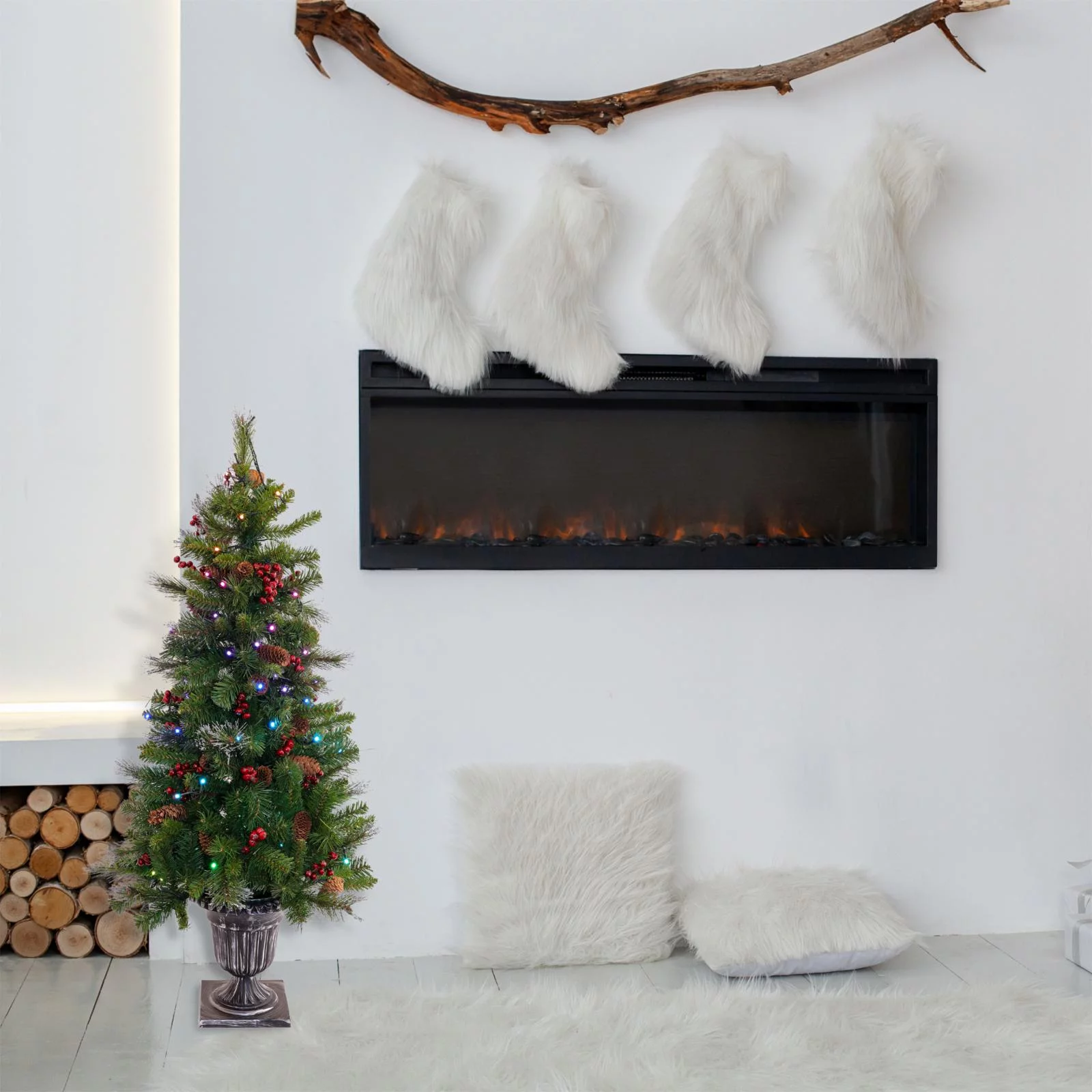 National Tree Company 4 ft. Crestwood® Spruce Entrance Tree with Twinkly™ LED Lights