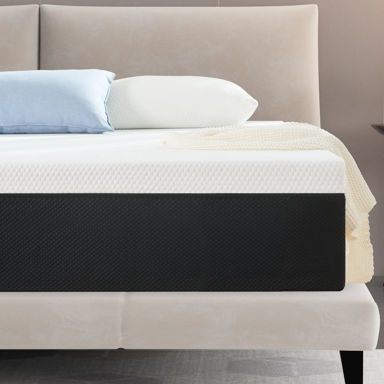 Queen Mattress, 10