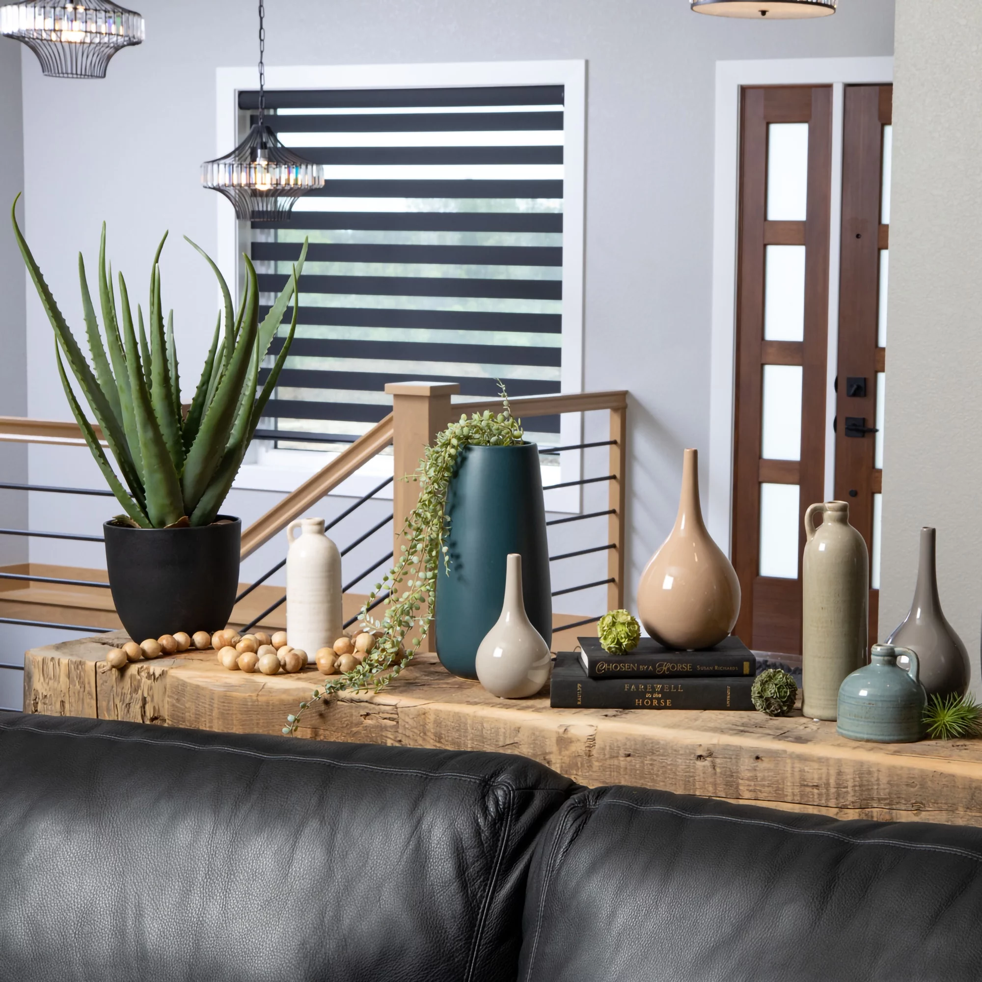 Sullivans Set of 3 Ceramic Jug Vases 10