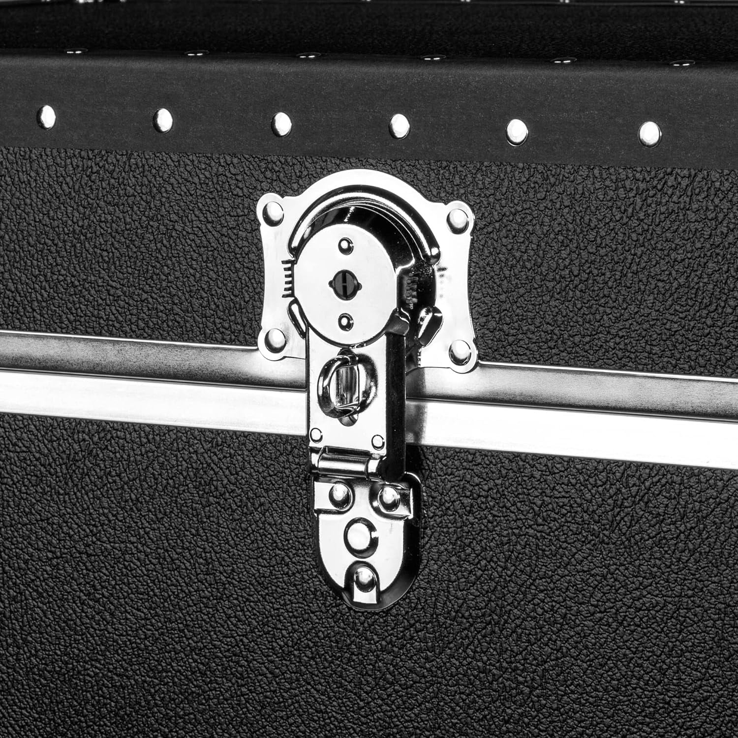 Standard Trunk With Wheels
