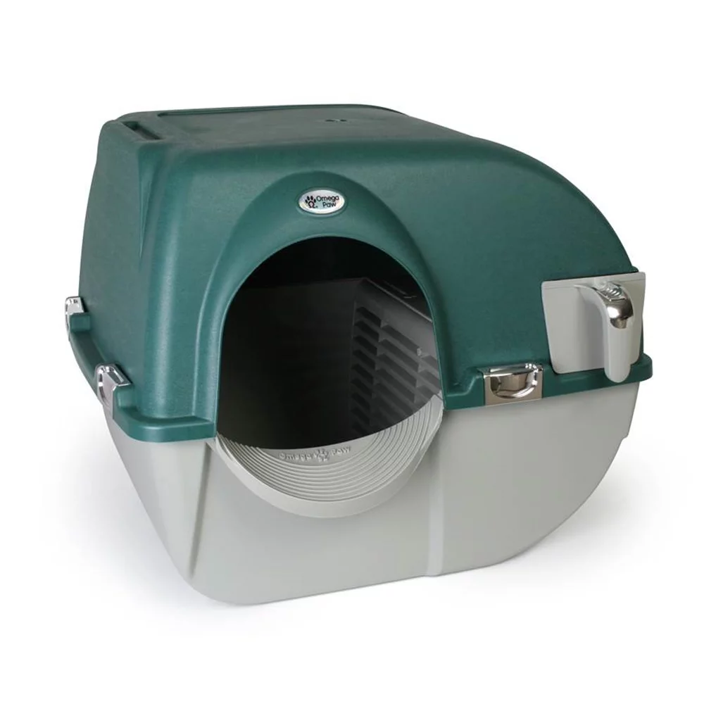 Omega Paw Enclosed No Scoop Self-Cleaning Litter Box & Paw Cleaning Mat