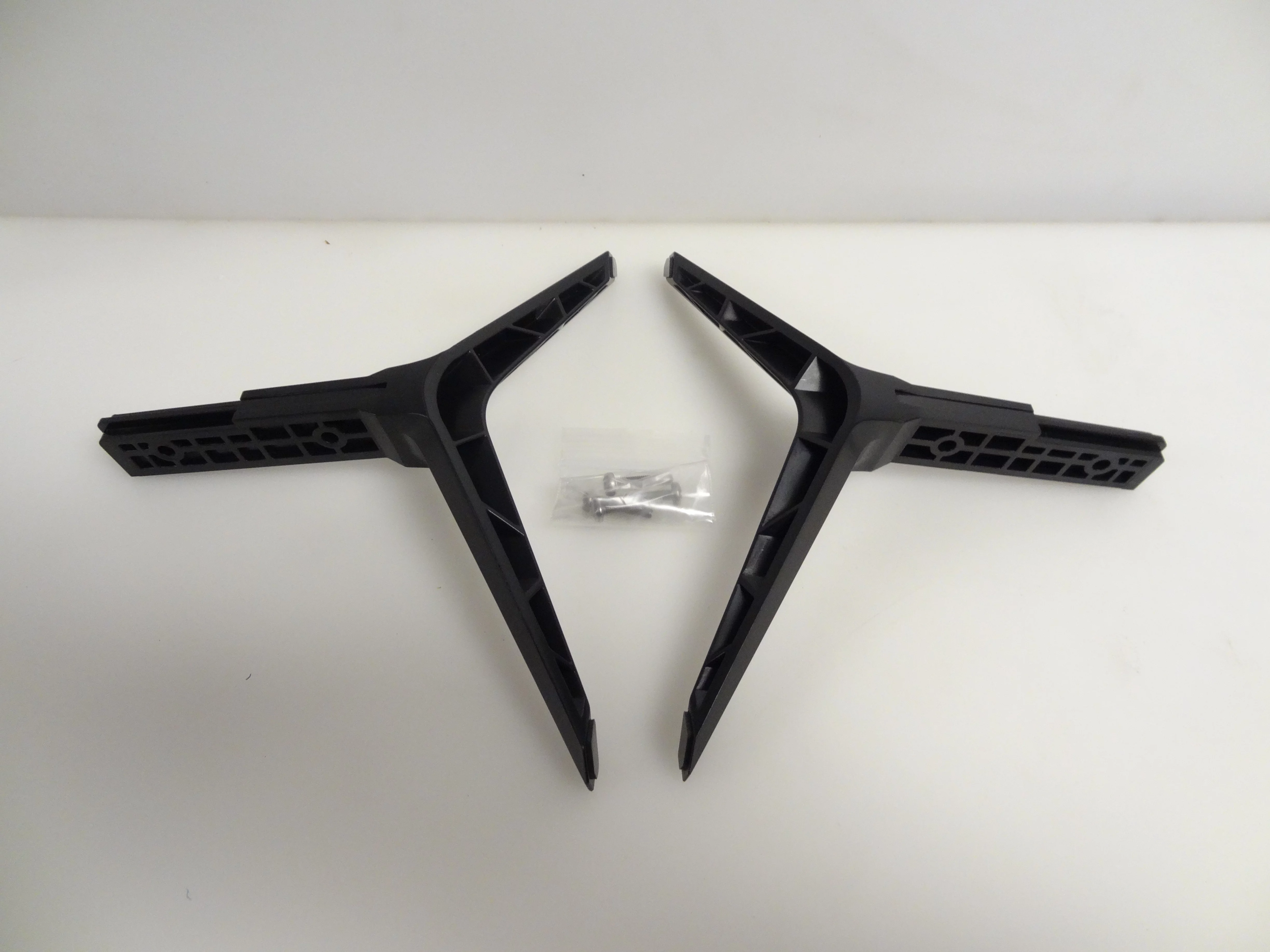 Vizio D40F-G9 V405-G9 V405-H19 Stand Legs W/Screws