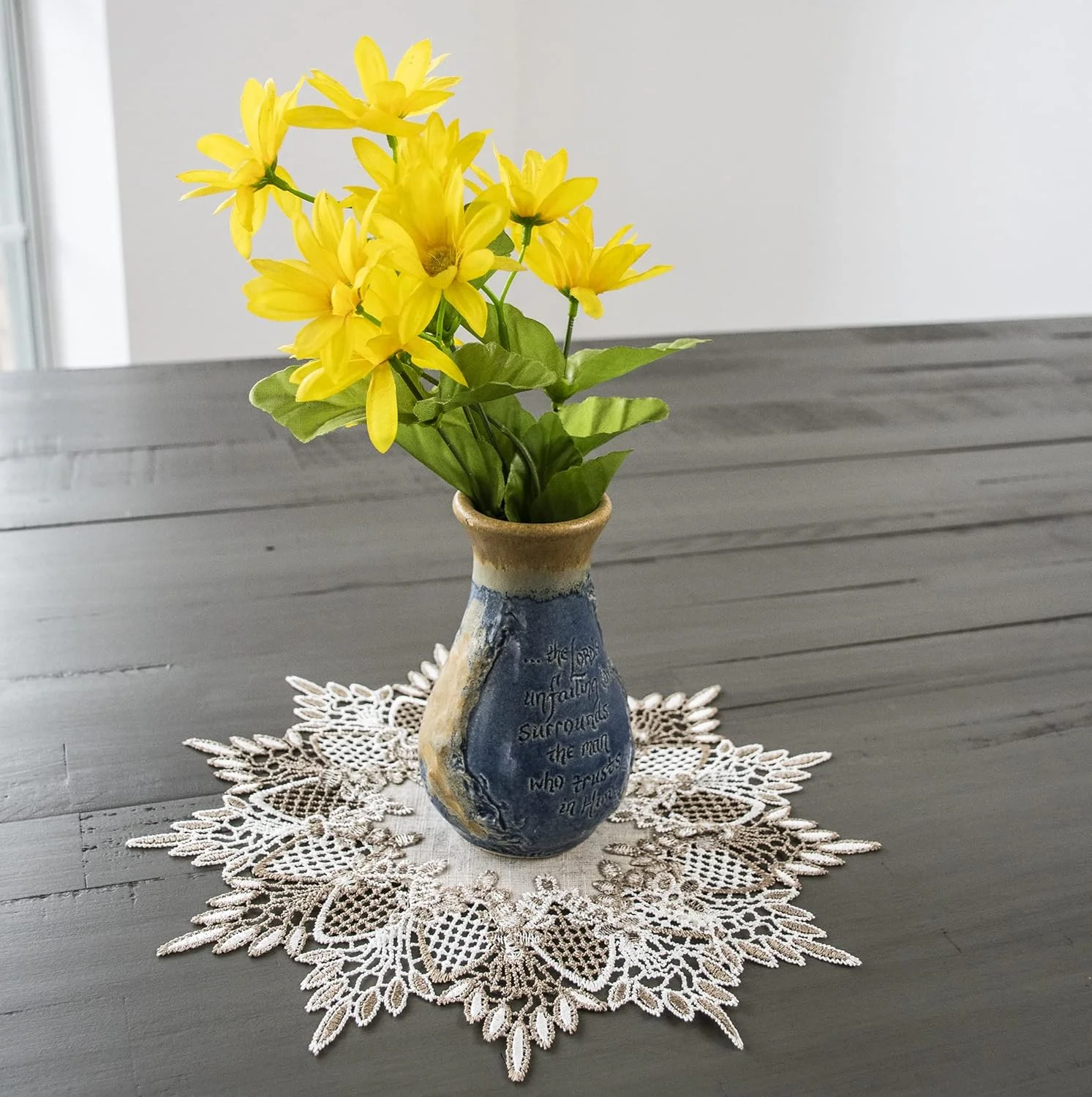 Le Doily Neutral Earth Tones Table Topper Scarf Ple Mat Round Doily (11 Inch Round)