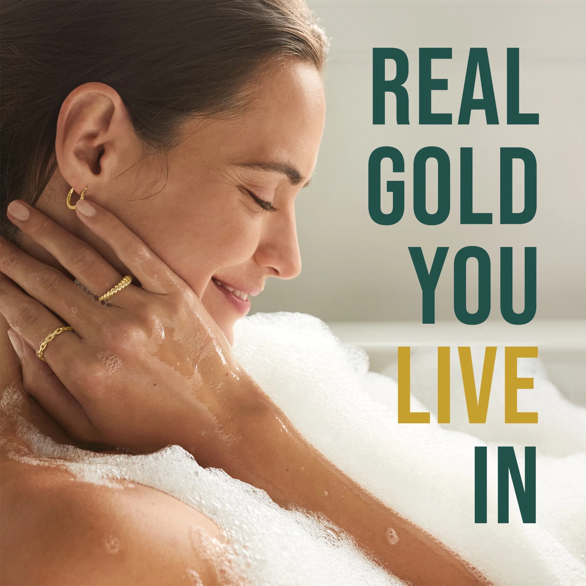 Canaria 0.20 ct. t.w. Diamond Heart Bracelet in 10kt Yellow Gold, Women's, Adult