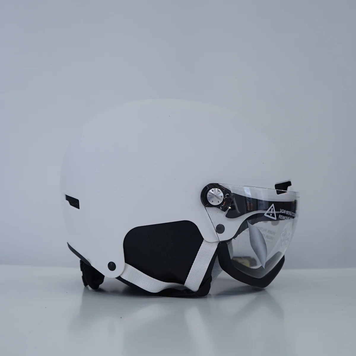 Outdoor Helmet Ski Helmet Riding Helmet Bicycle Helmet Motorcycle Helmet Removable Lining Adjustable Head Circumference 55-59cm