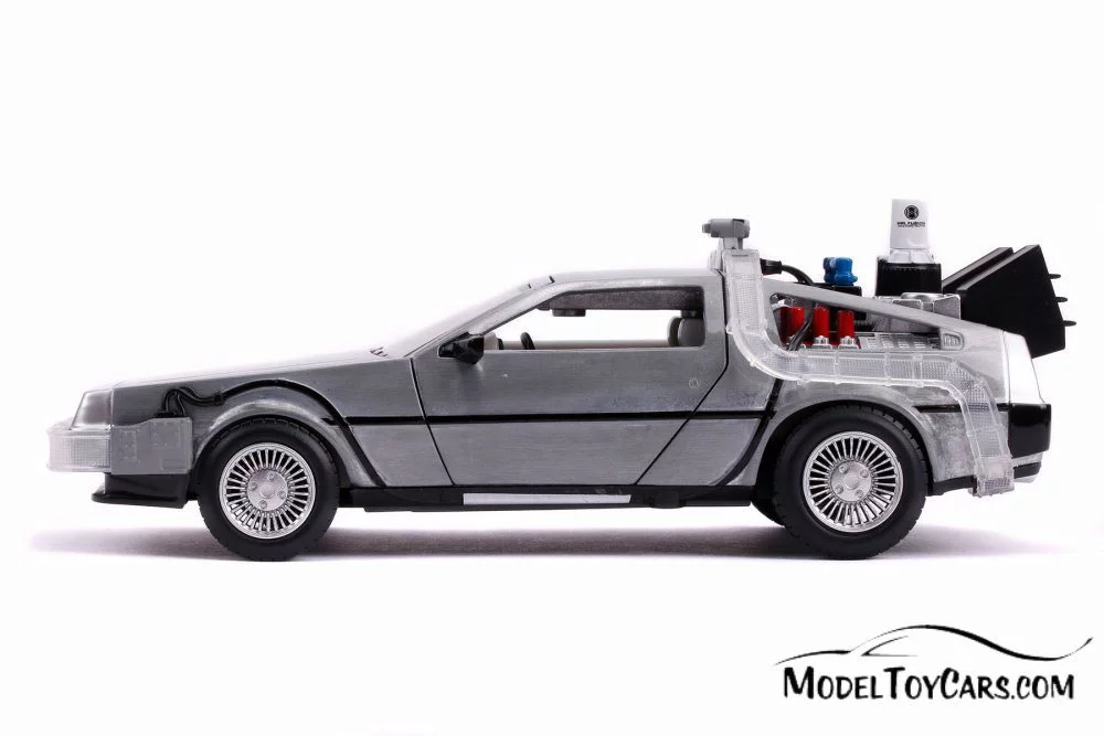 DeLorean Time Machine with Lights - Flying Version, Back to the Future Part II - Jada 31468 - 1/24 Scale Diecast Model Toy Car