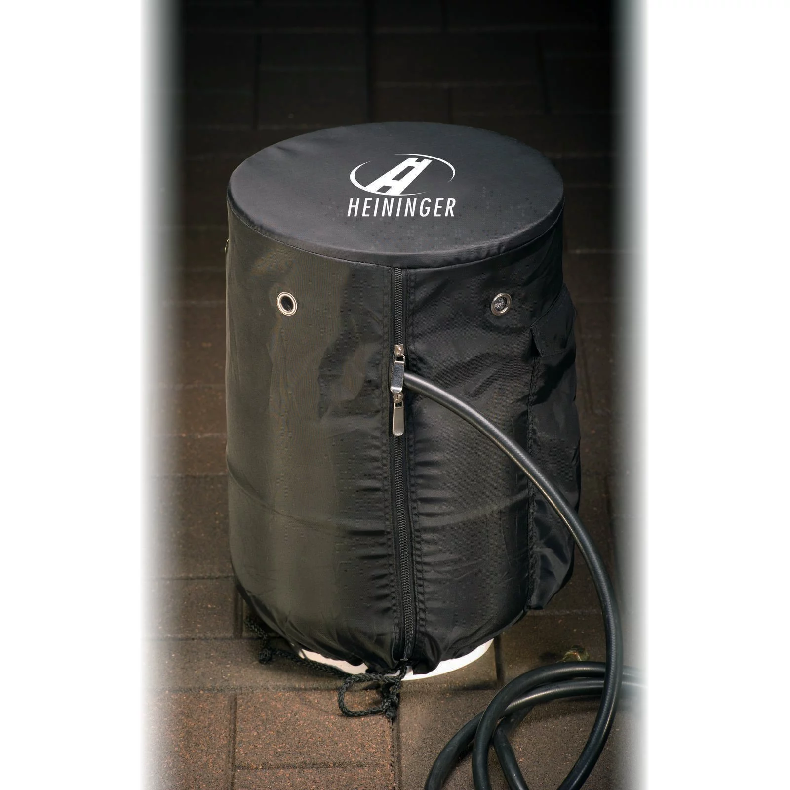 Heininger Destination Gear Propane Tank Cover for 20 lb Tank with Table Top