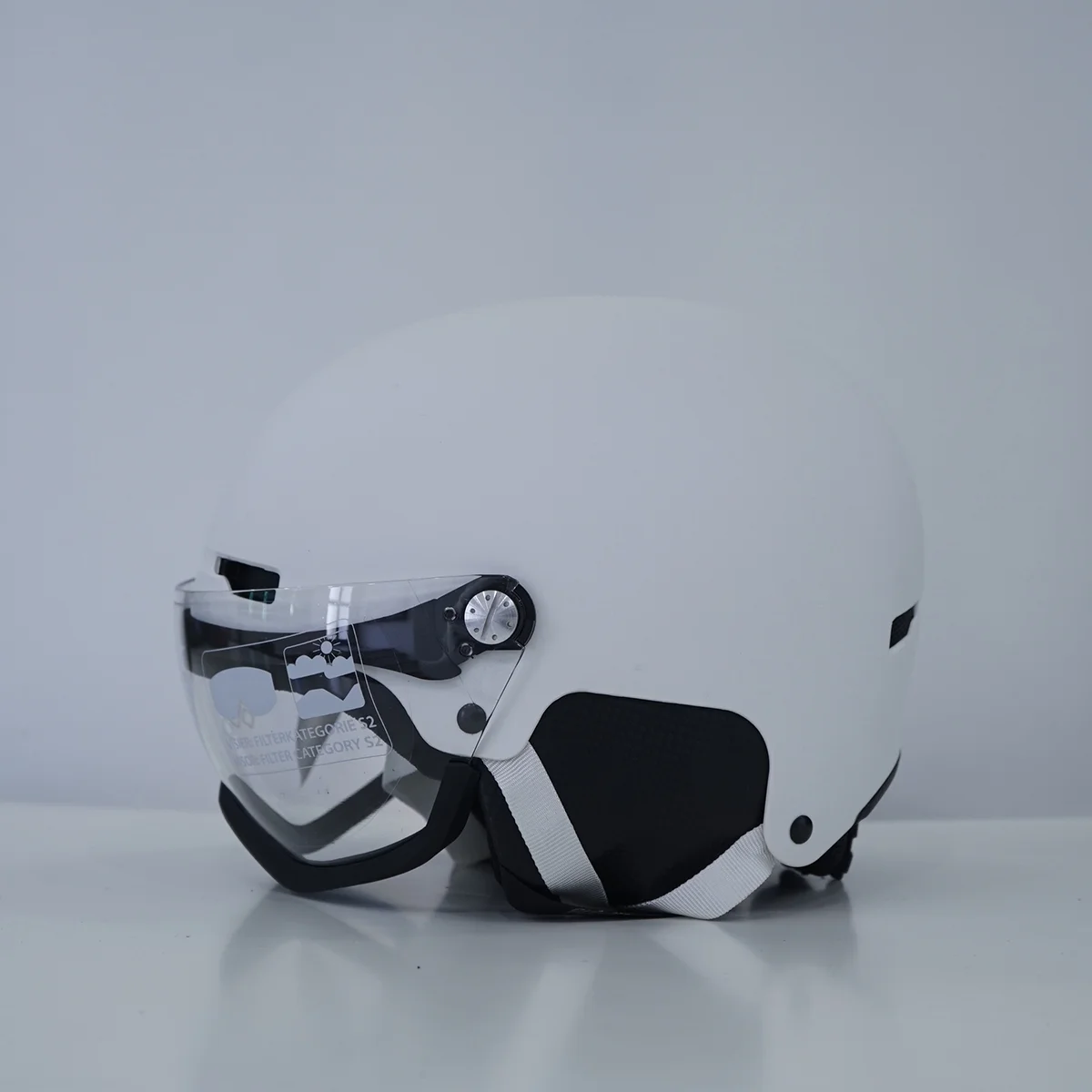 Outdoor Helmet Ski Helmet Riding Helmet Bicycle Helmet Motorcycle Helmet Removable Lining Adjustable Head Circumference 55-59cm