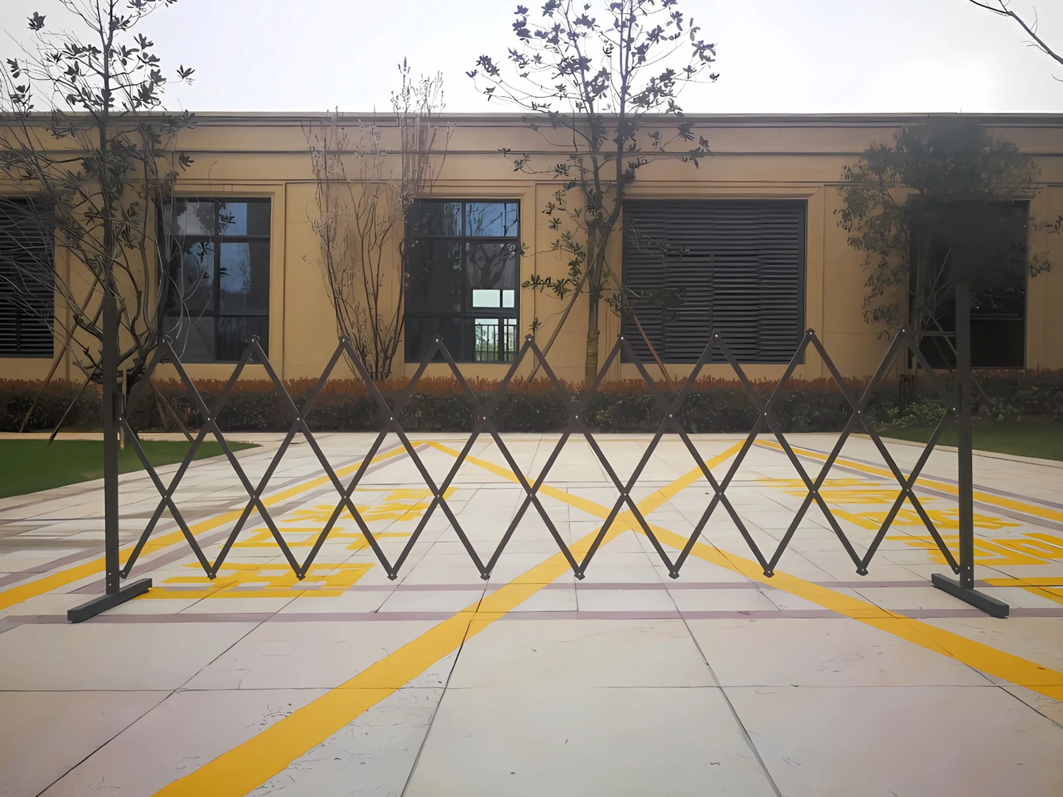 Expandable Garden Security Fence Gate for Pets - Aluminum Barrier, Traffic and Pet Barrier, Adjustable