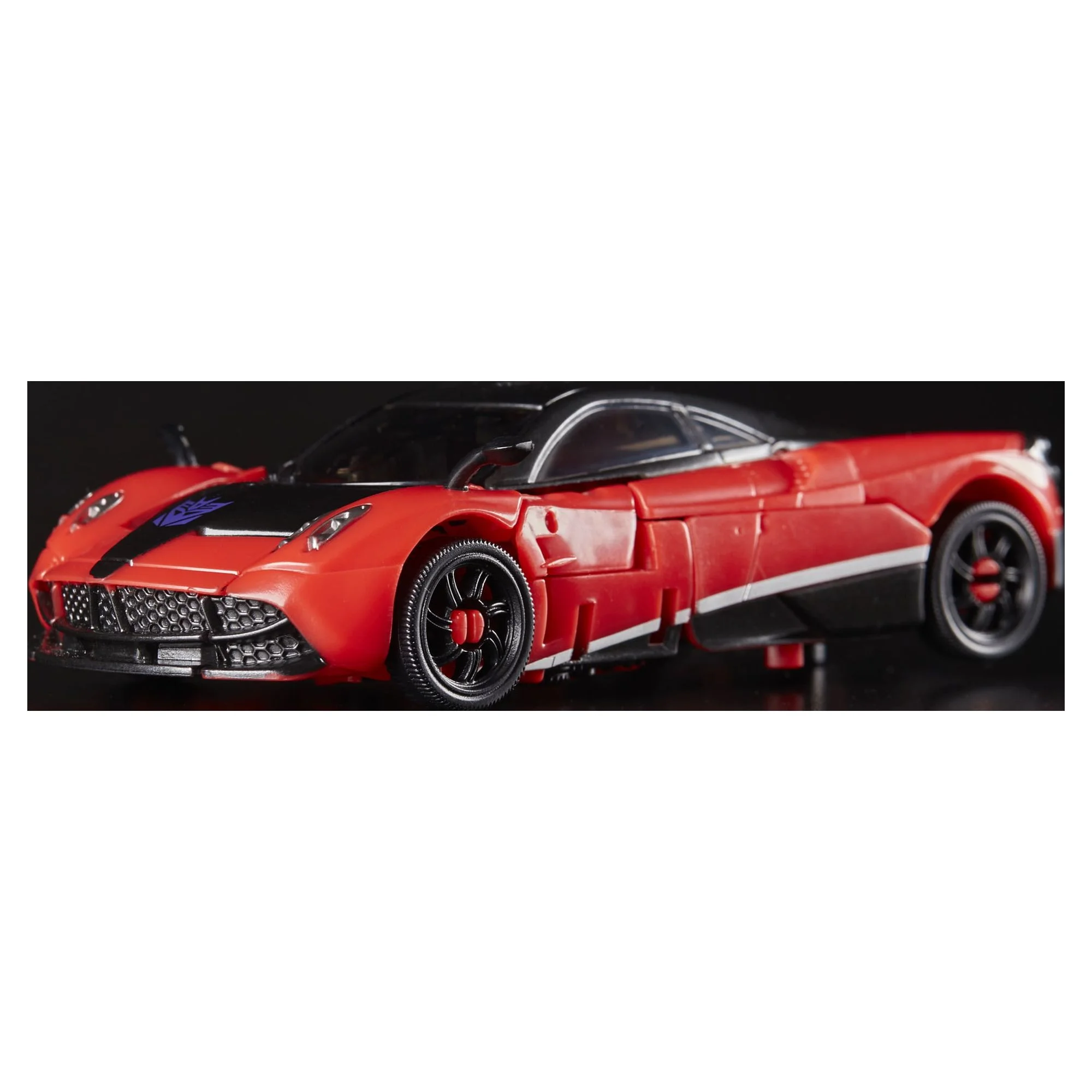 Transformers Studio Series 02 Deluxe Class Movie 3 Decepticon Stinger Action Figure Set