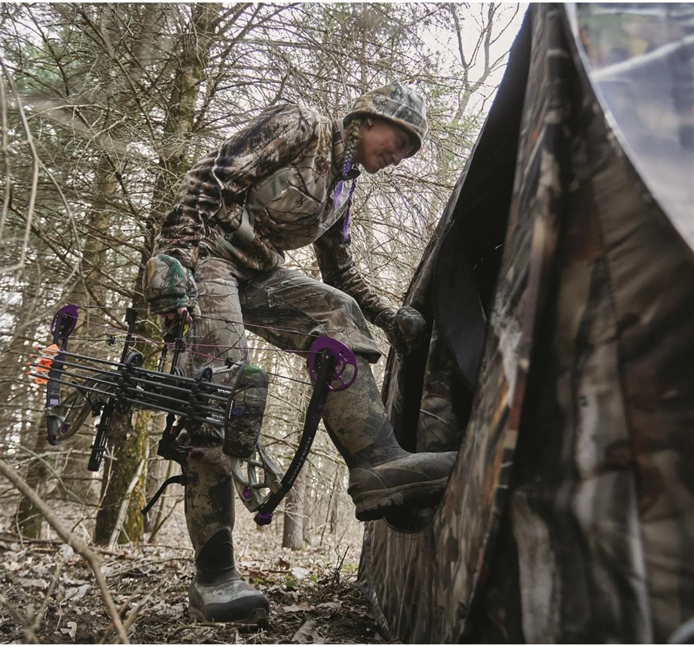 Guide Gear Deluxe Pop-Up Hunting Ground Blind, 1-2 Person Tent, Hunting Gear, Equipment, and Accessories, 4-Panel Spring Steel